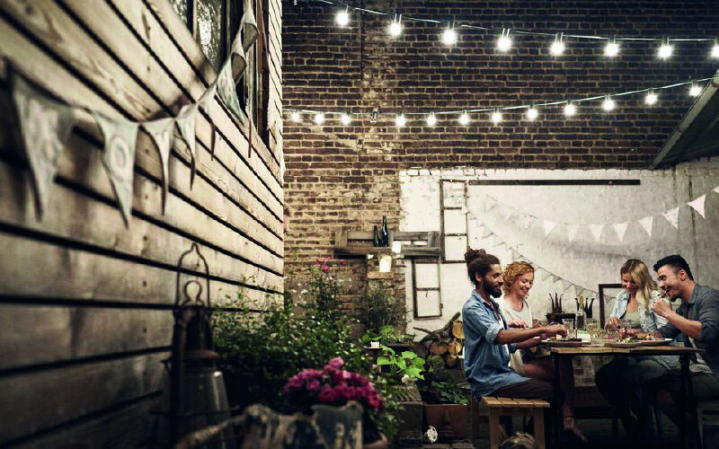 Outdoor Lighting & Décor